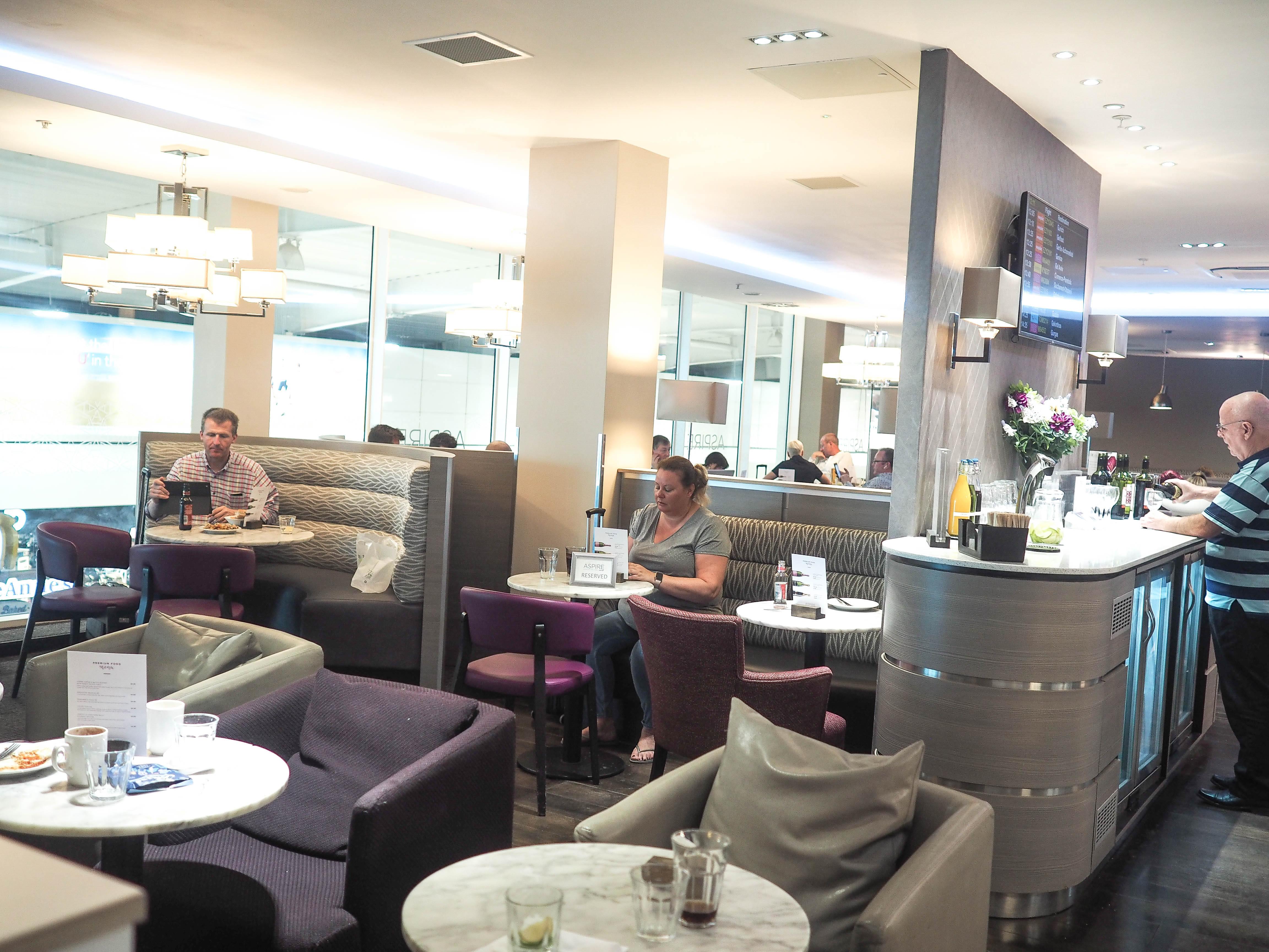 Lounge Buddy Aspire VIP Lounge London Luton – Luxury Voyager